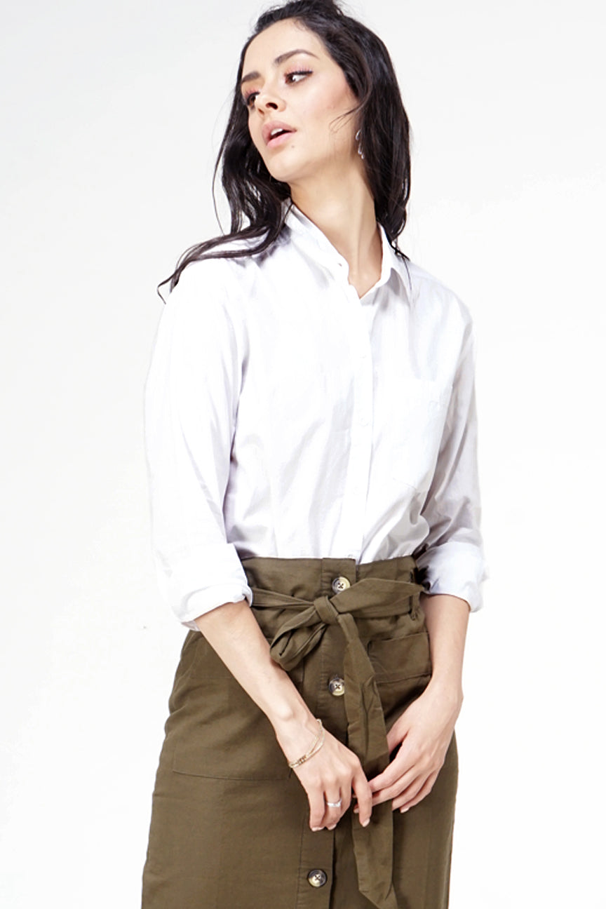 Kemeja Lengan Panjang Qimlovin White