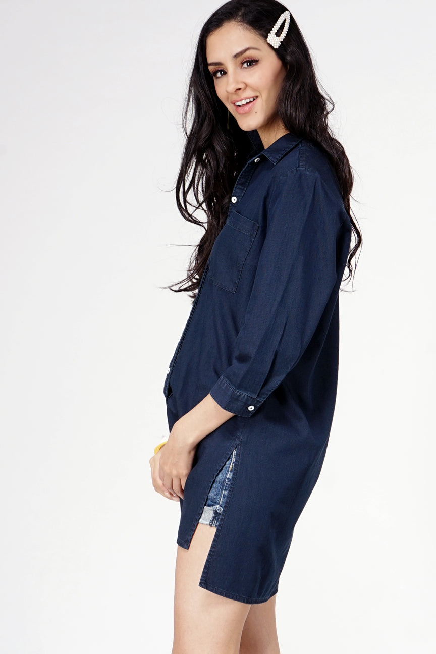 Kemeja Lengan Panjang Claresta Dark Blue