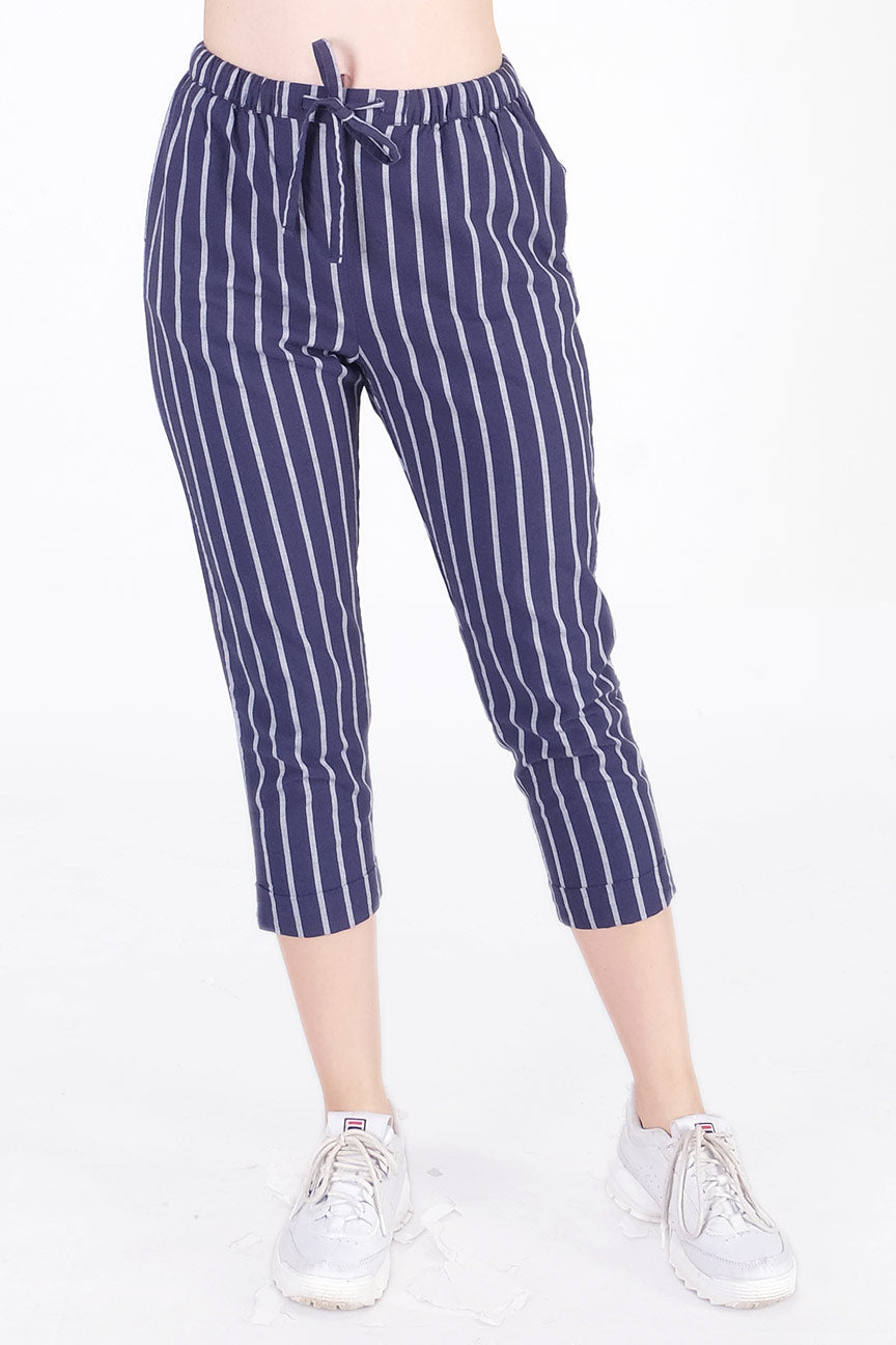 Celana Pendek Pablo Navy White