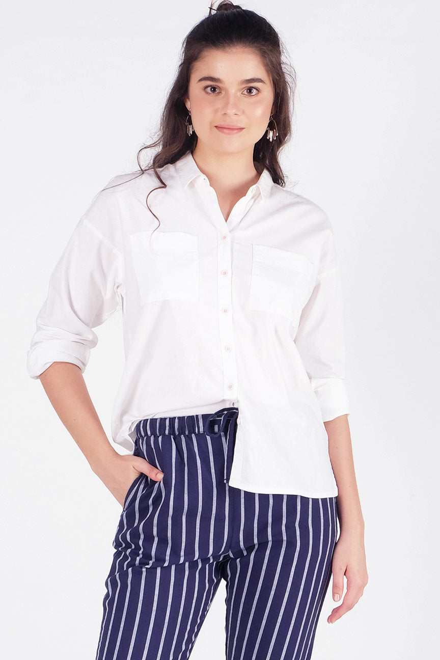 Kemeja Lengan Panjang Yuja White