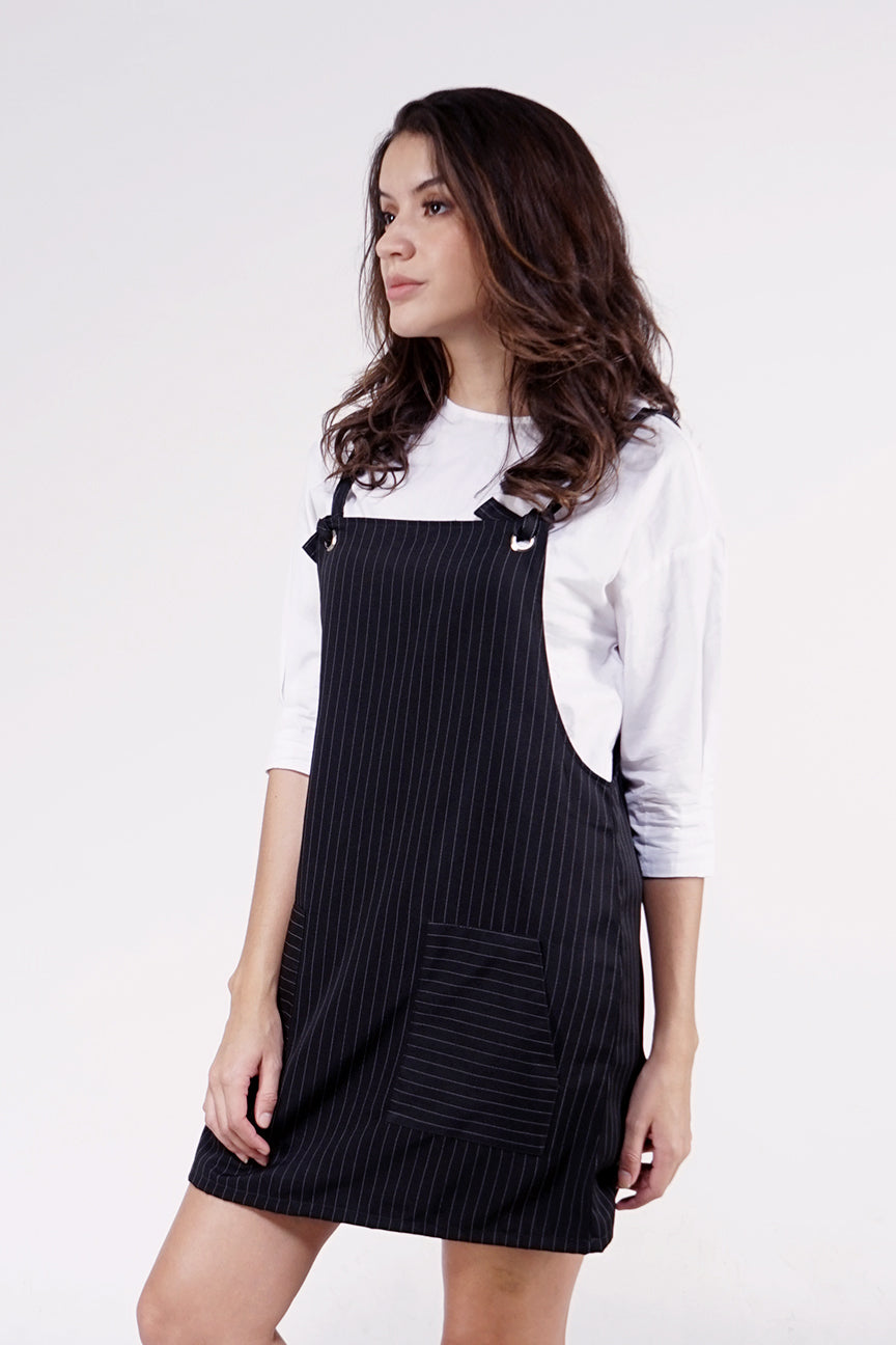 Dress Tanpa Lengan Wookie Black Overall