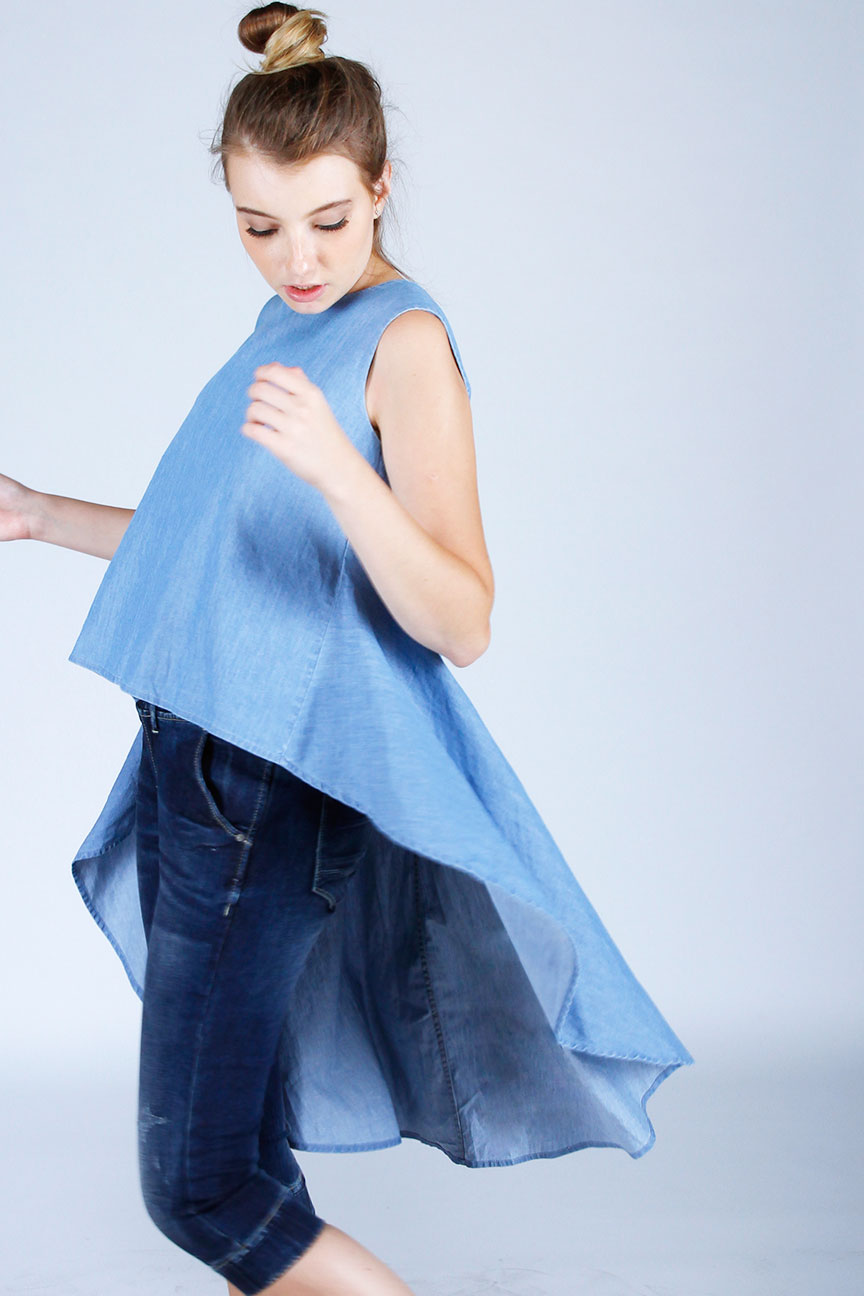 Kemeja Tanpa Lengan Black Zero Light Blue